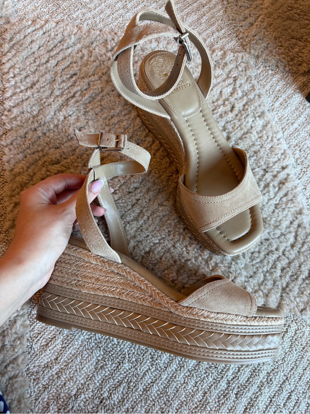 Vince Camuto Beige/Tan Espadrille Wedge Sandals Ankle Strap BRAND NEW NEVER WORN